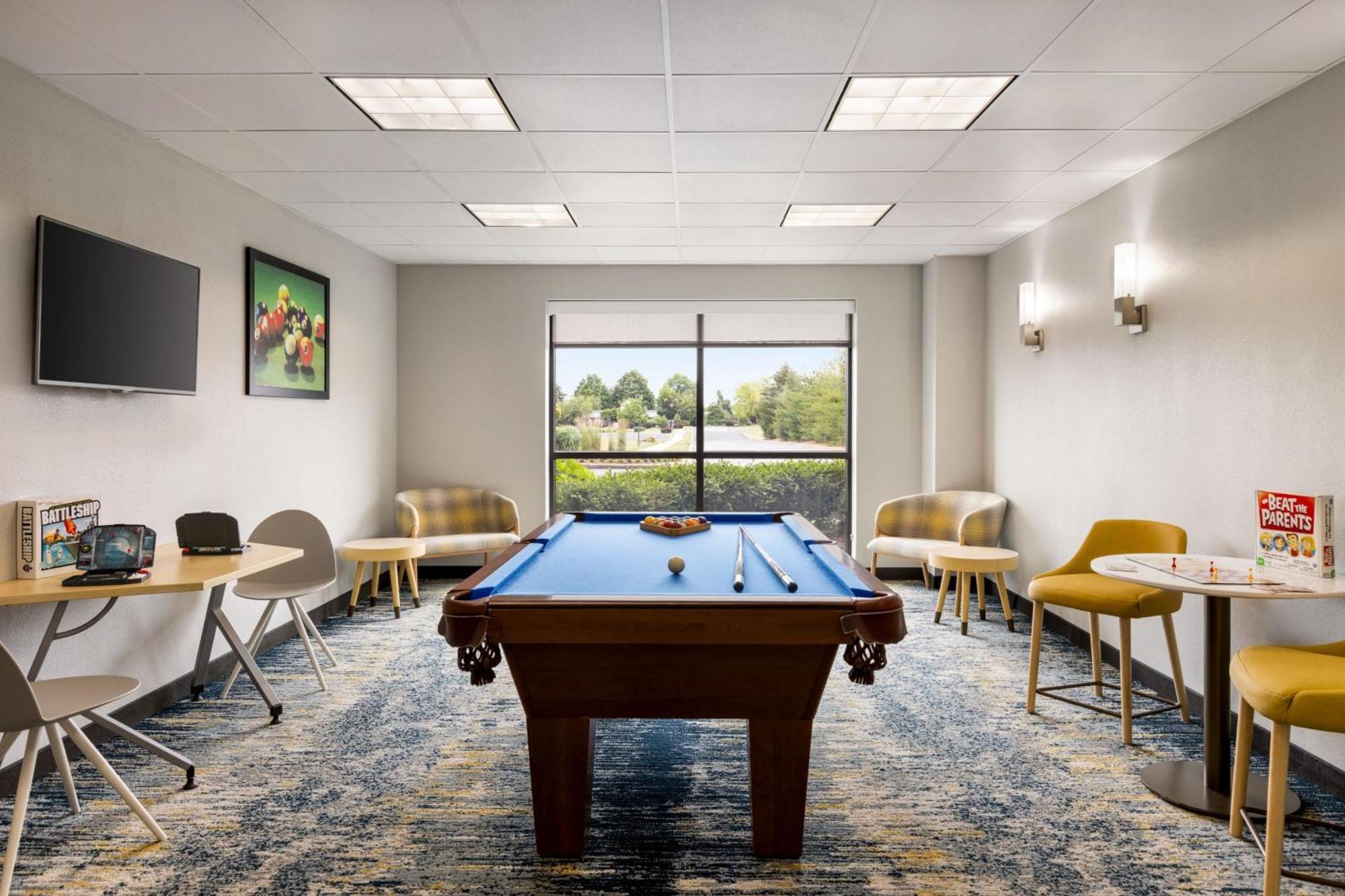 Towneplace Suites By Marriott Harrisburg West/Меканиксберг Экстерьер фото