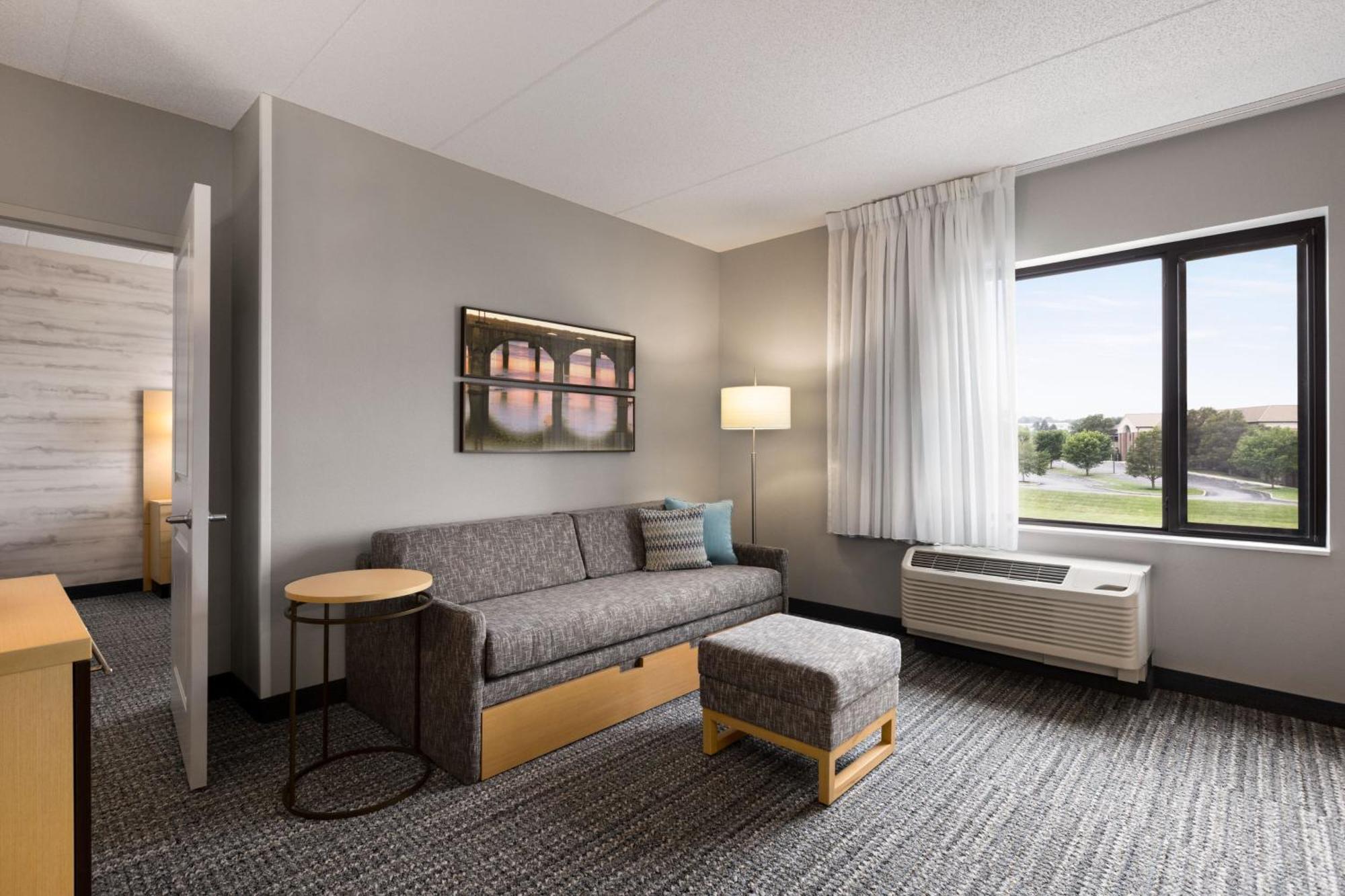 Towneplace Suites By Marriott Harrisburg West/Меканиксберг Экстерьер фото