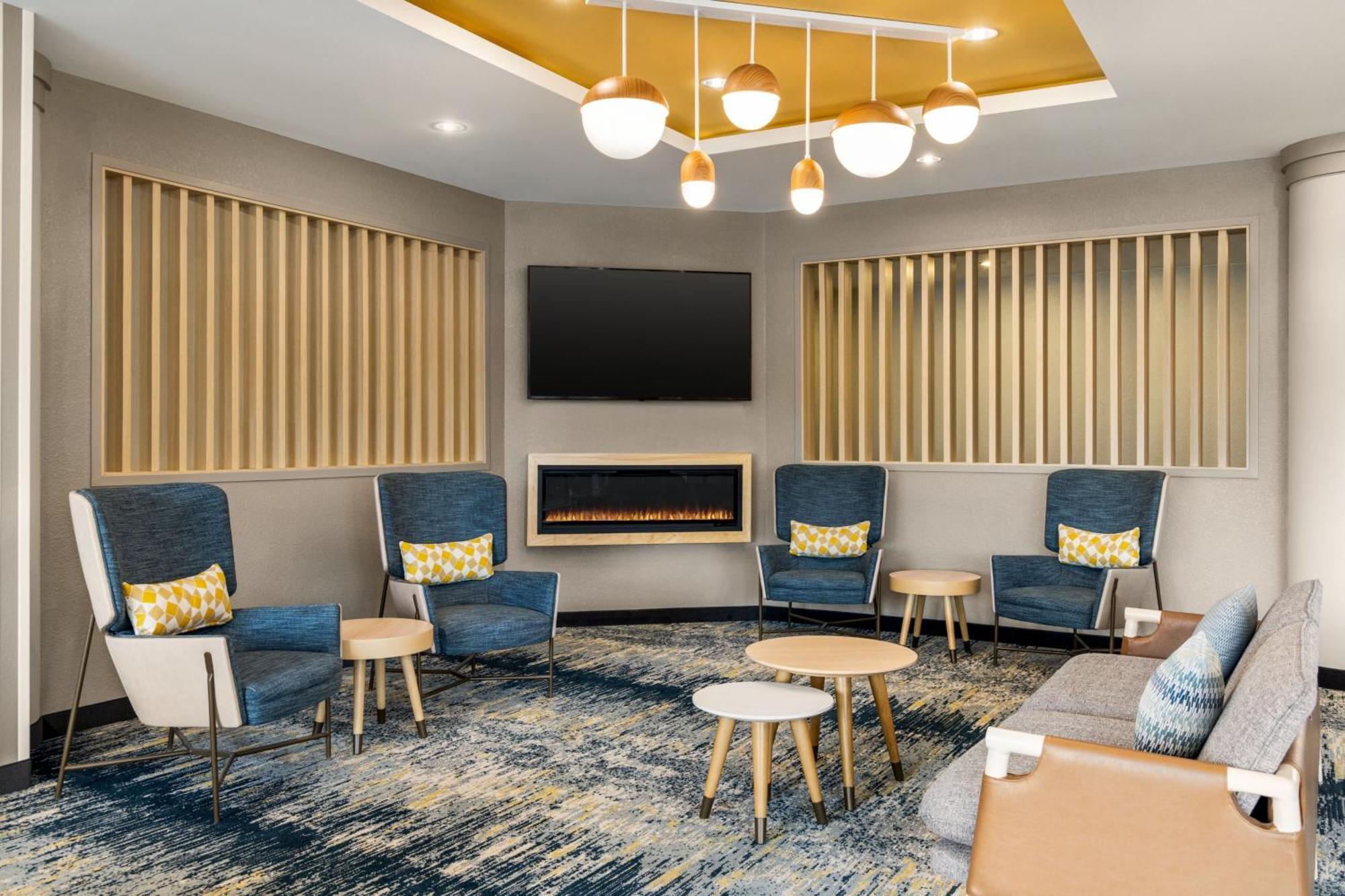 Towneplace Suites By Marriott Harrisburg West/Меканиксберг Экстерьер фото