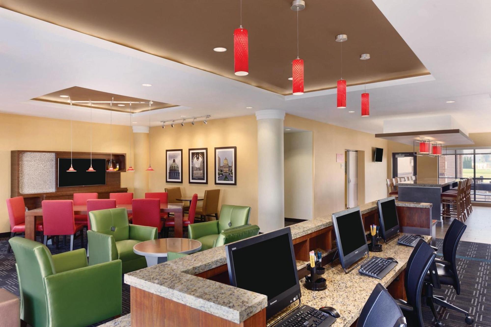 Towneplace Suites By Marriott Harrisburg West/Меканиксберг Экстерьер фото