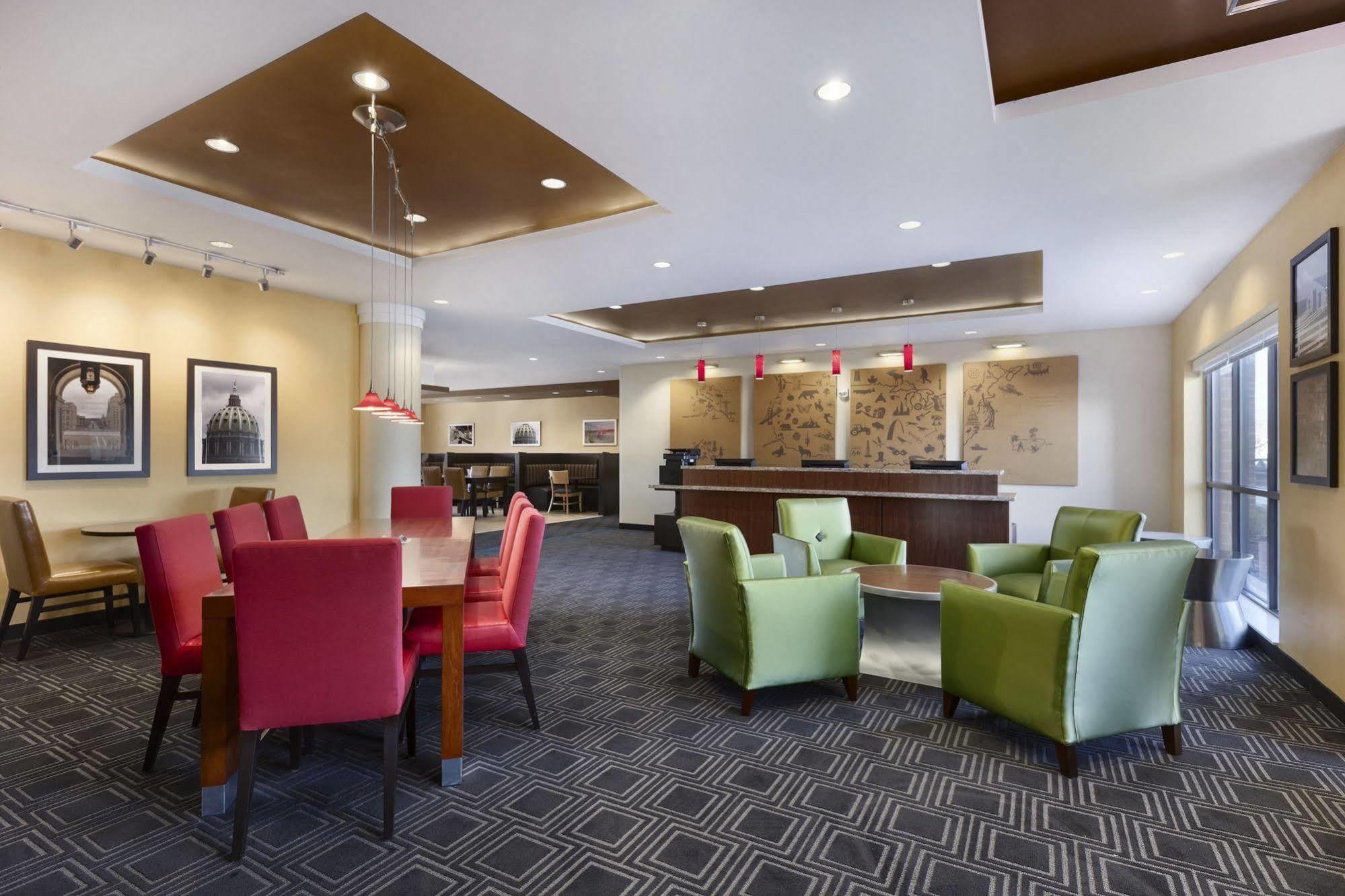 Towneplace Suites By Marriott Harrisburg West/Меканиксберг Экстерьер фото