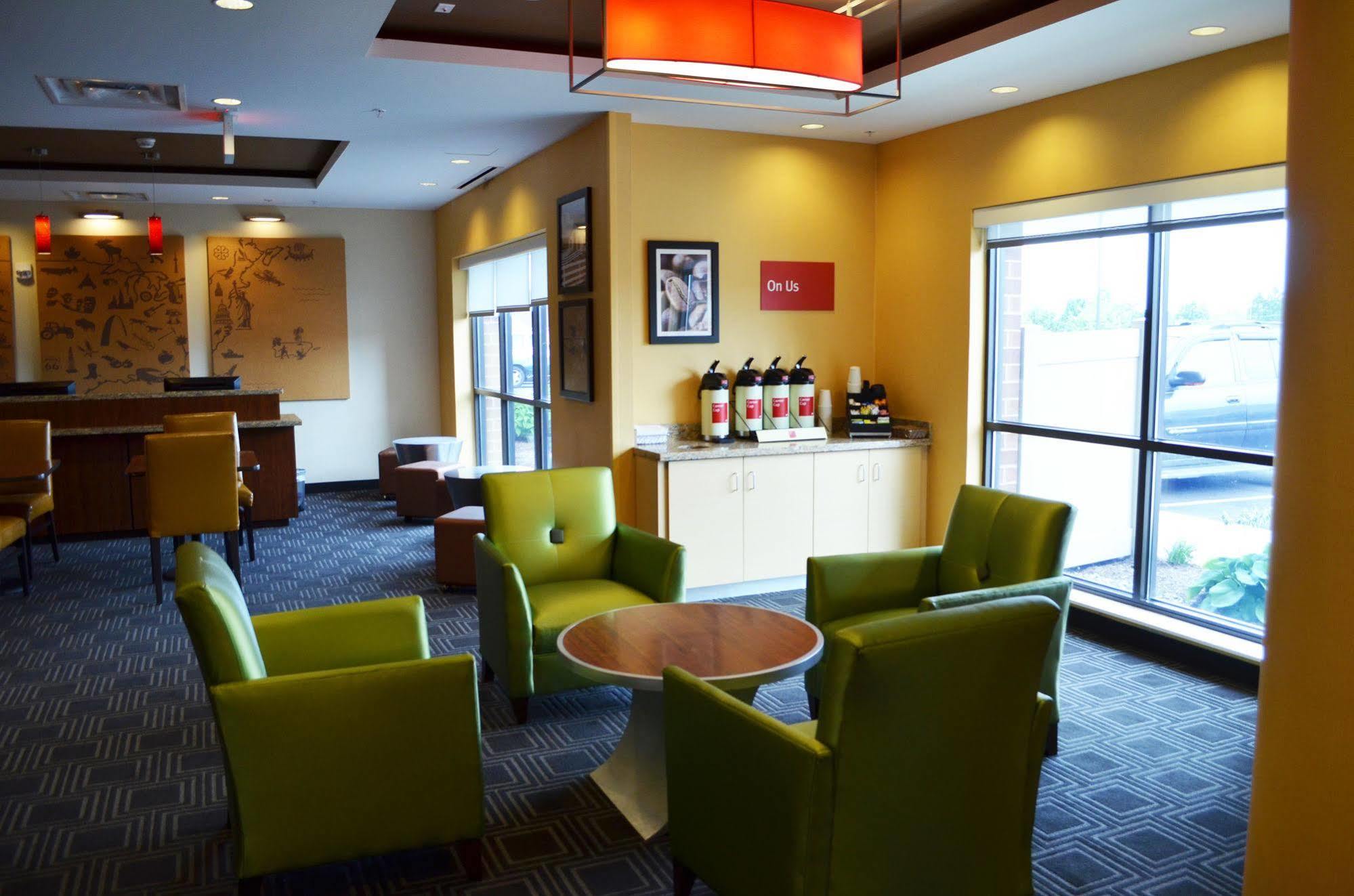 Towneplace Suites By Marriott Harrisburg West/Меканиксберг Экстерьер фото